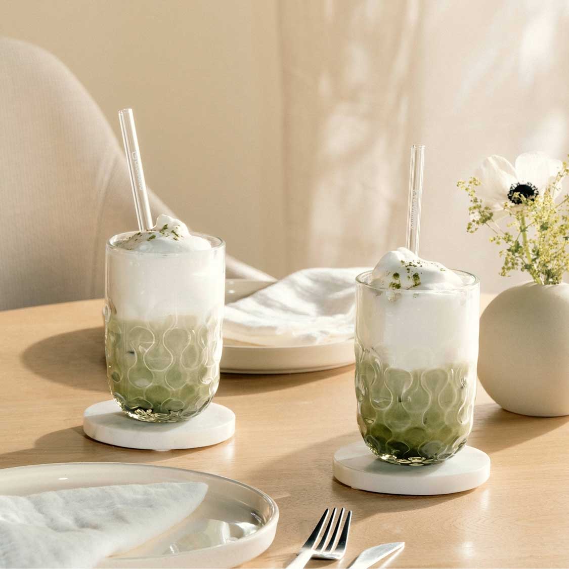 Matcha Latte Gläser GOCCE mit Glastrinkhalm 4-teilig