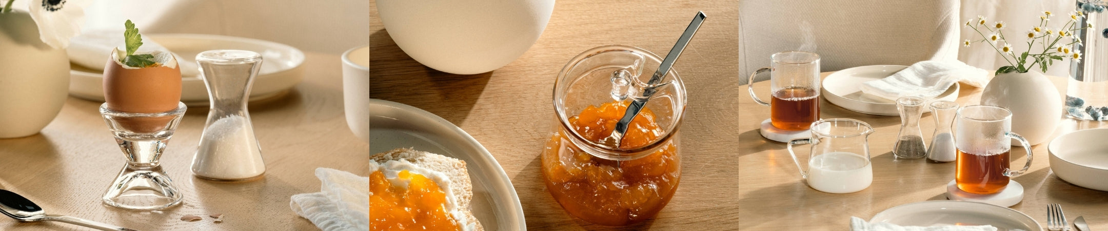 Detailreiche Frühstücksarrangements mit Glasgefäßen, Brot, Marmelade und gedecktem Tisch werden kombiniert dargestellt.
